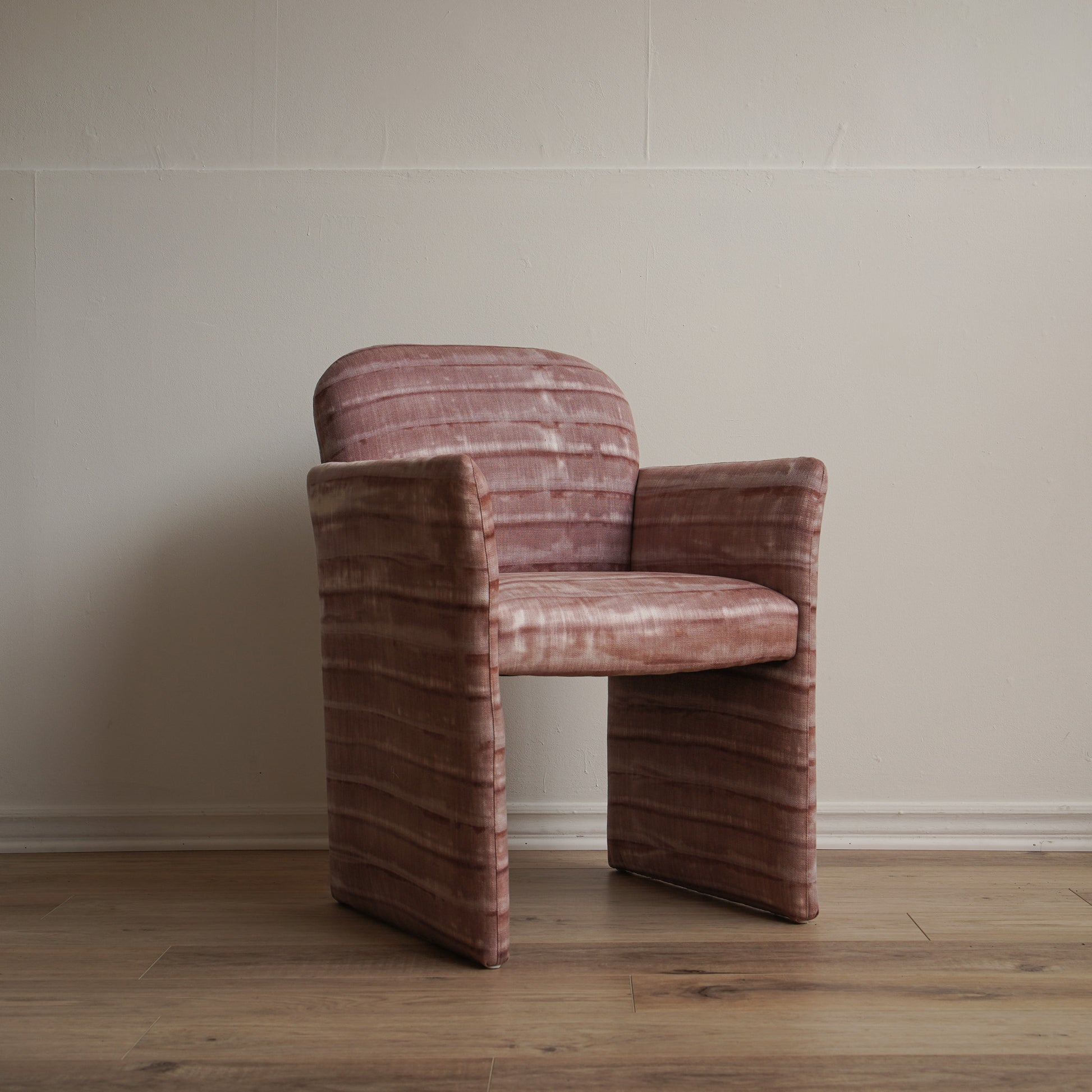 Trine Chair