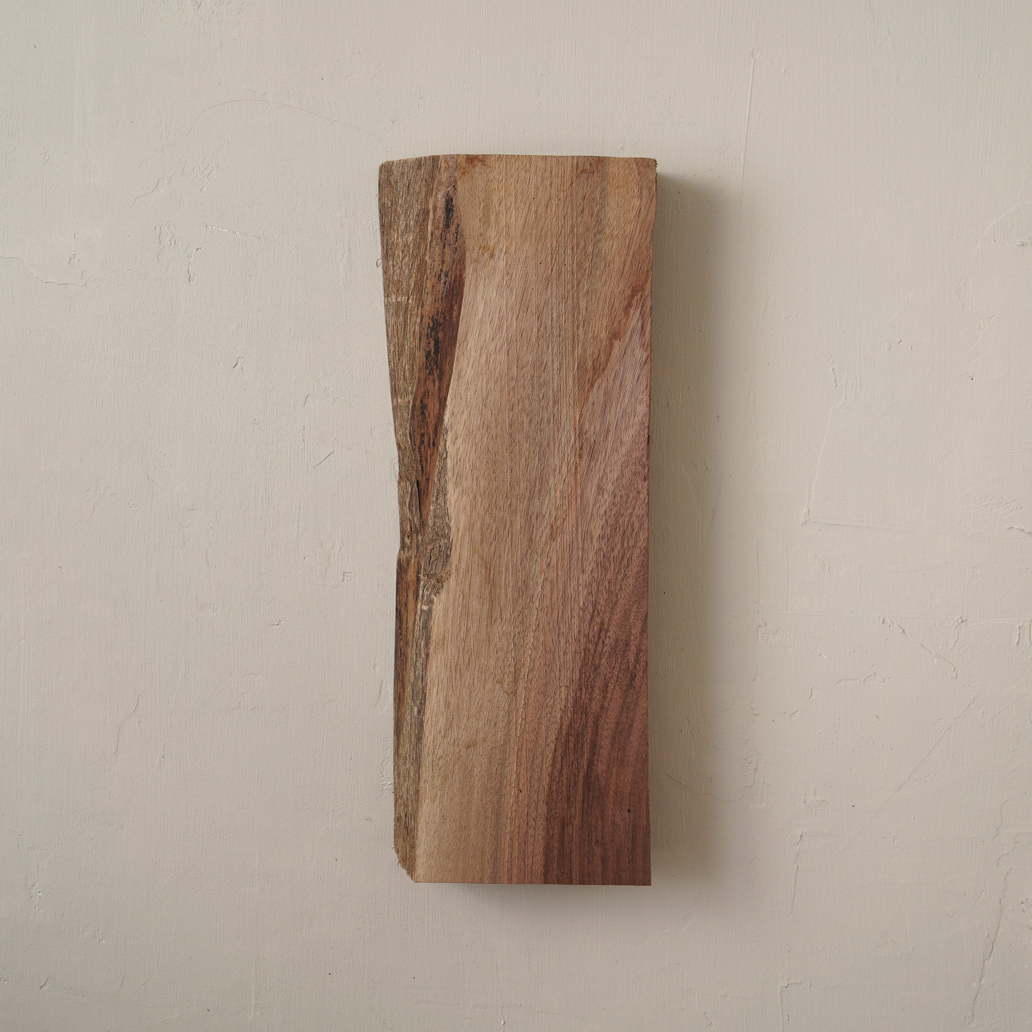 Amine Wood Board