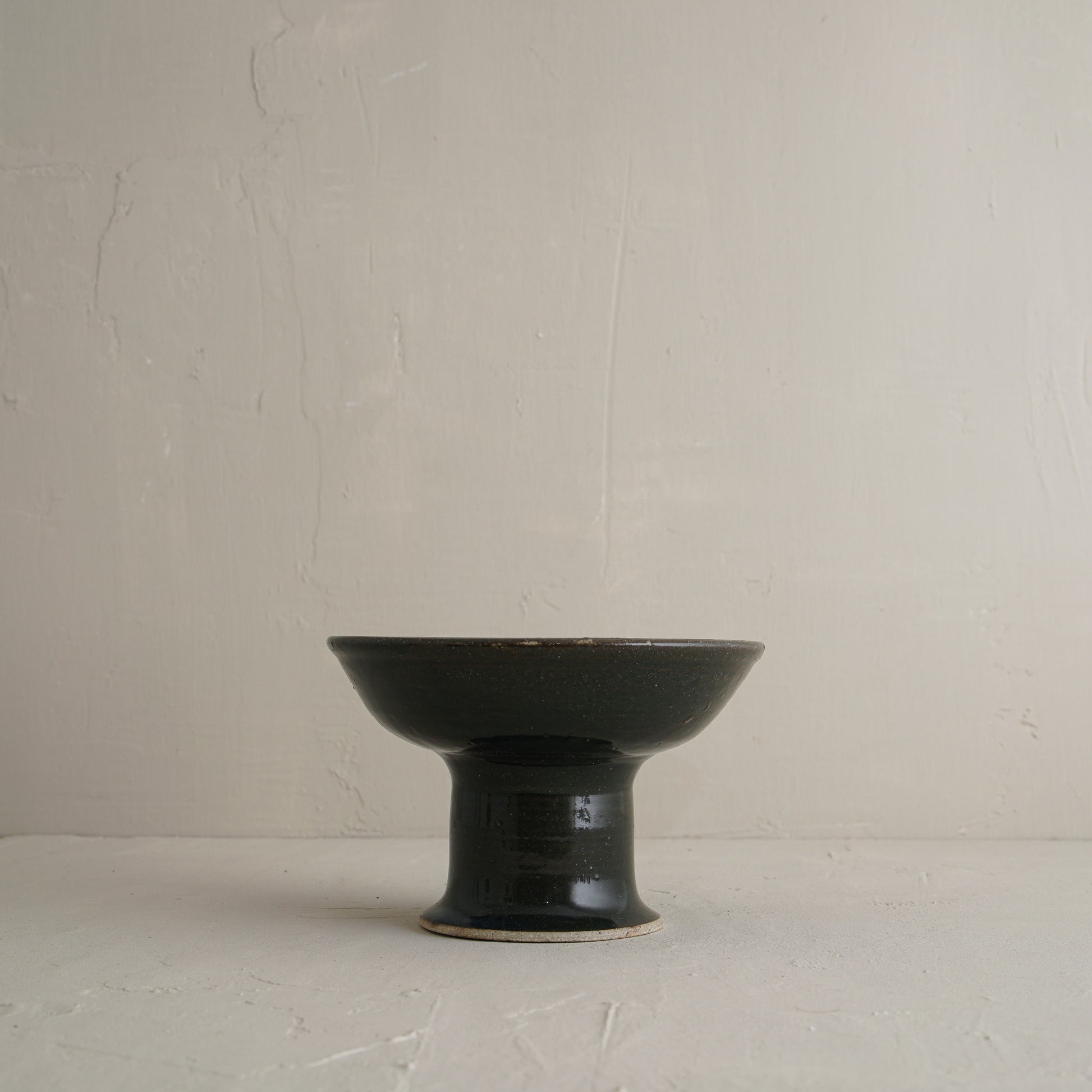 Varoa Pedestal Bowl