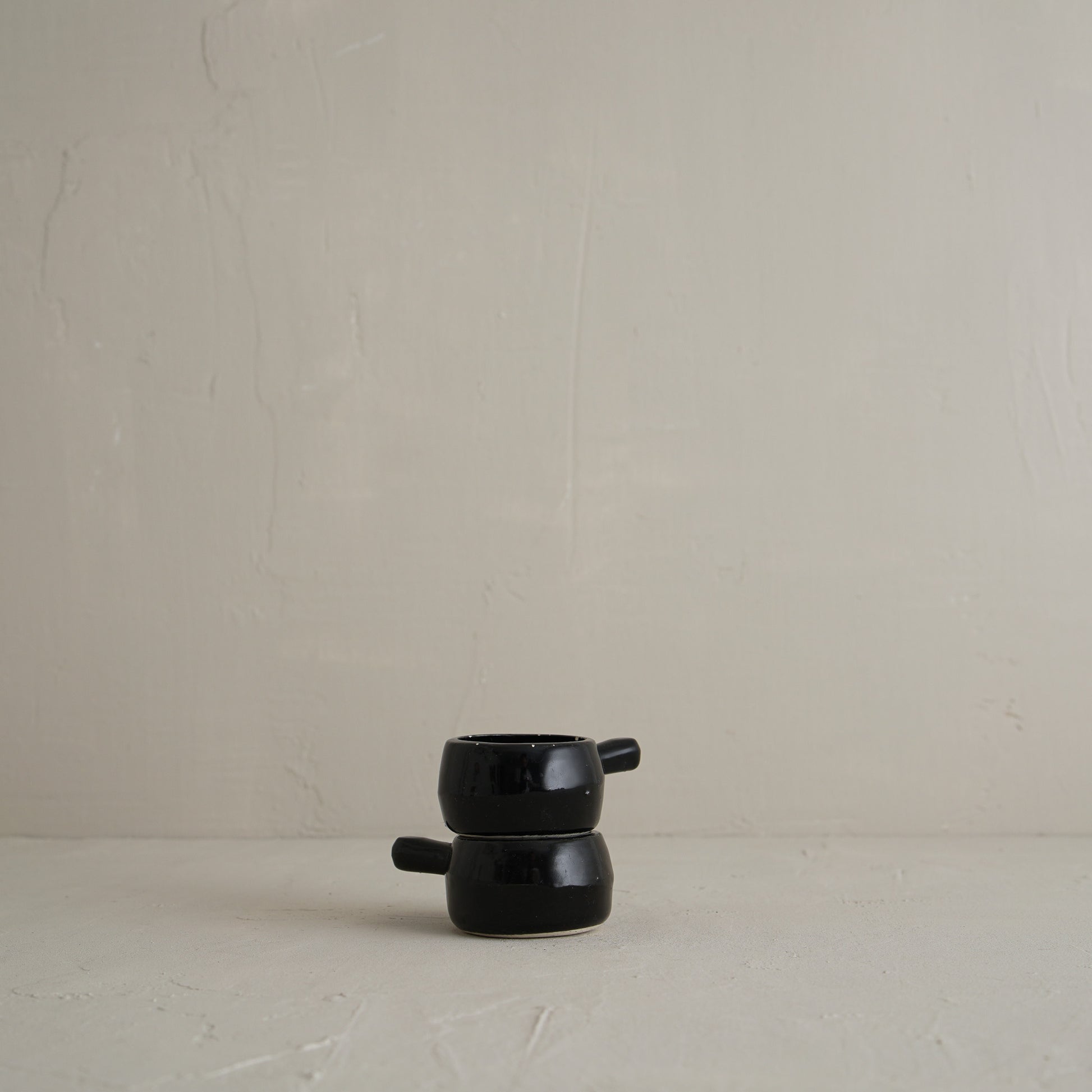 Hest Petit Handled Bowl