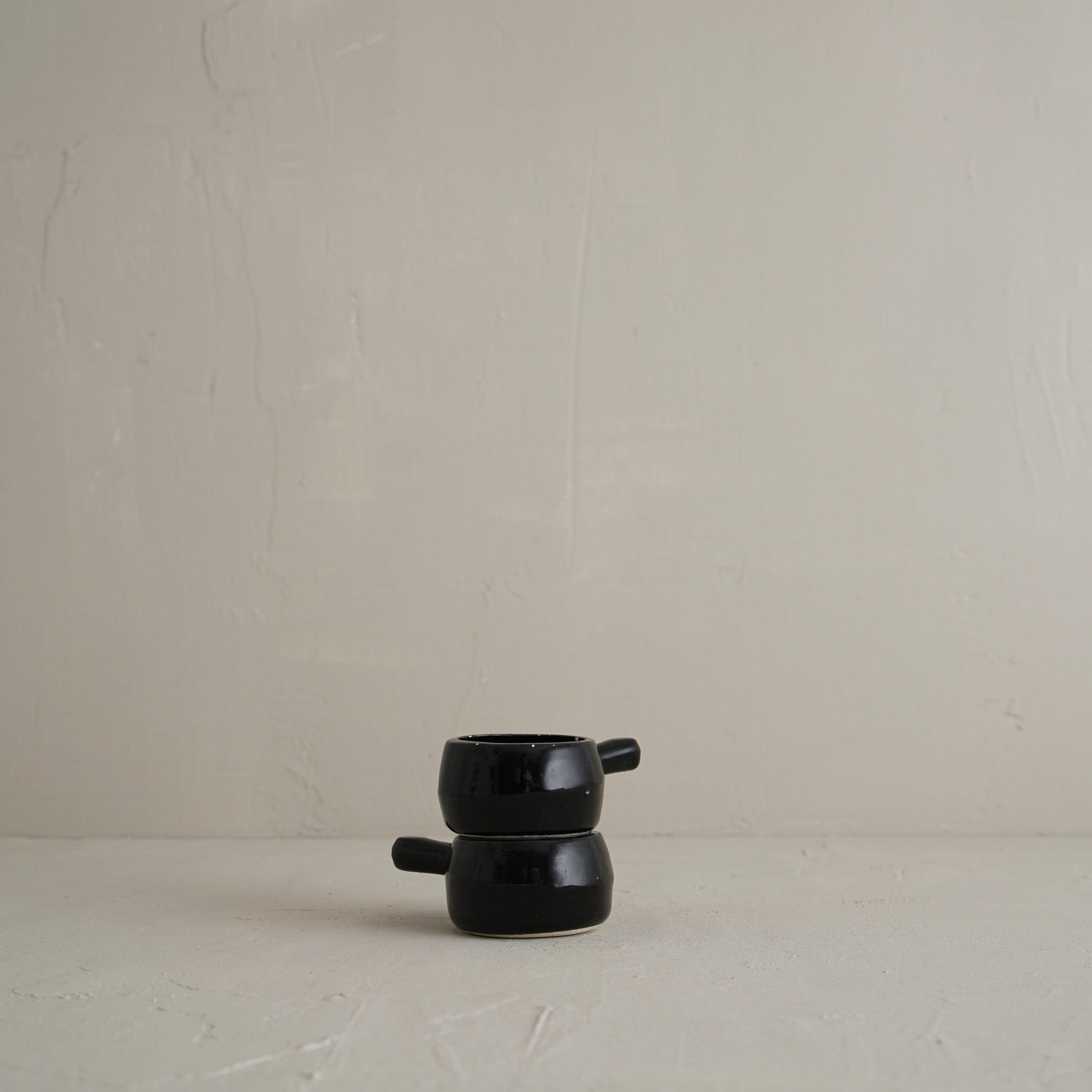 Hest Petit Handled Bowl
