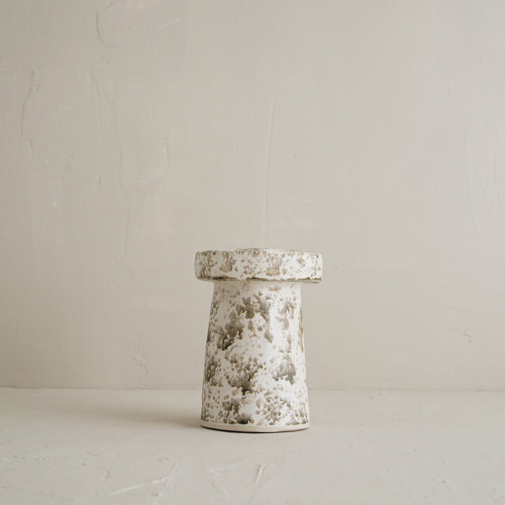 Prim Candleholder