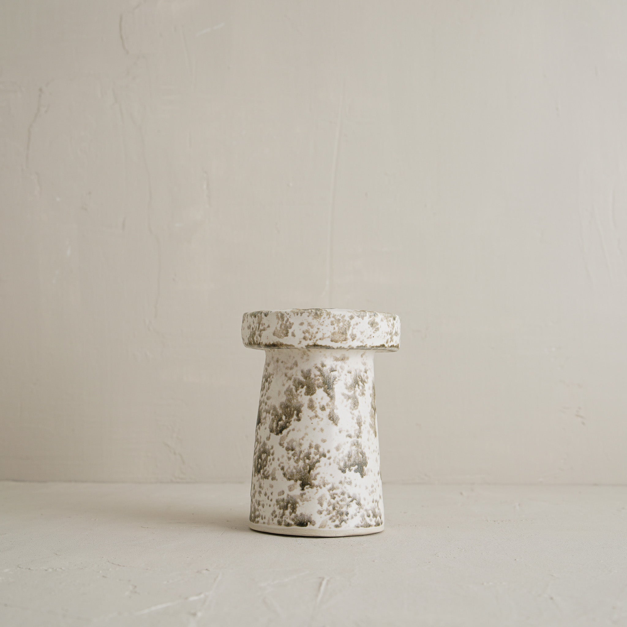 Prim Candleholder