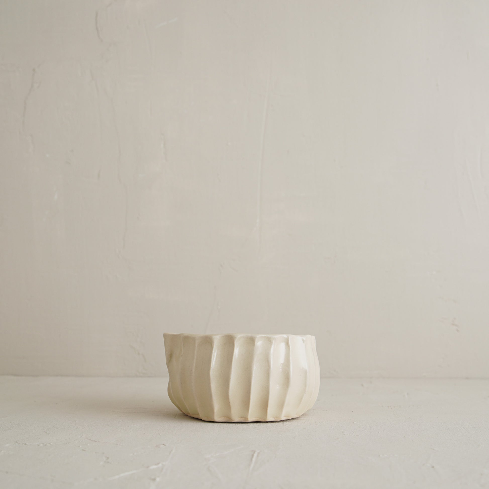 Rhuen Spouted Bowl