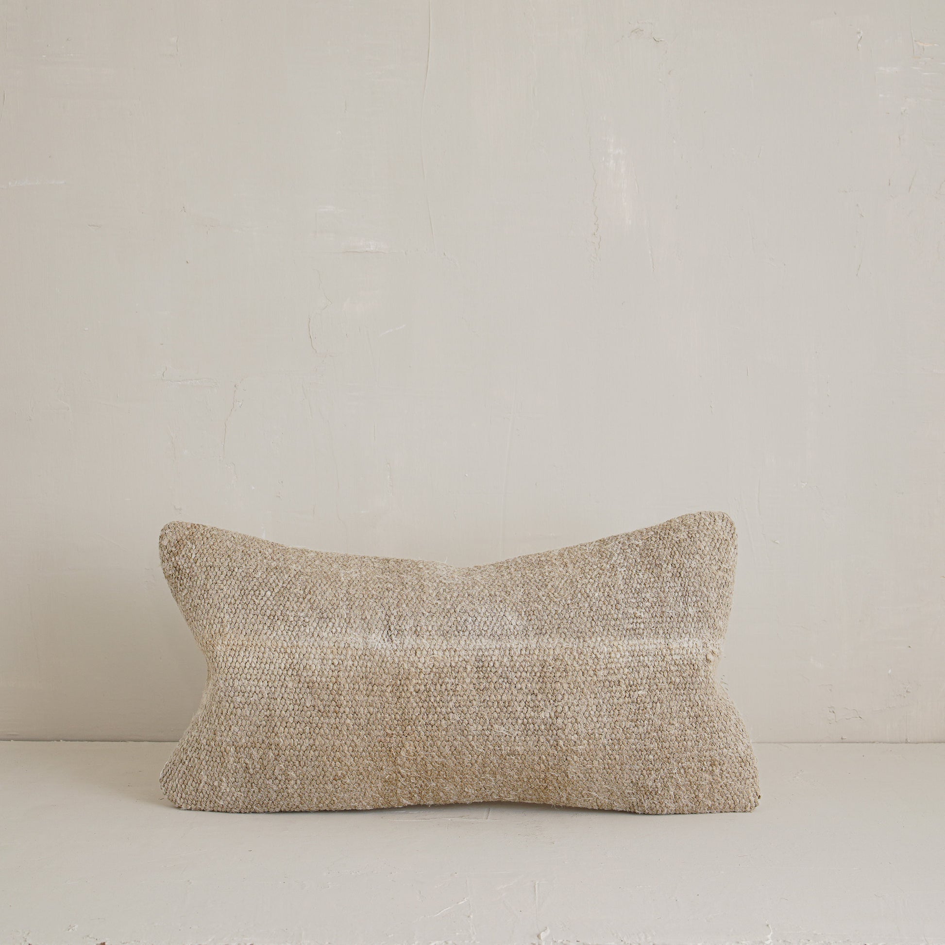 Lirra Pillow