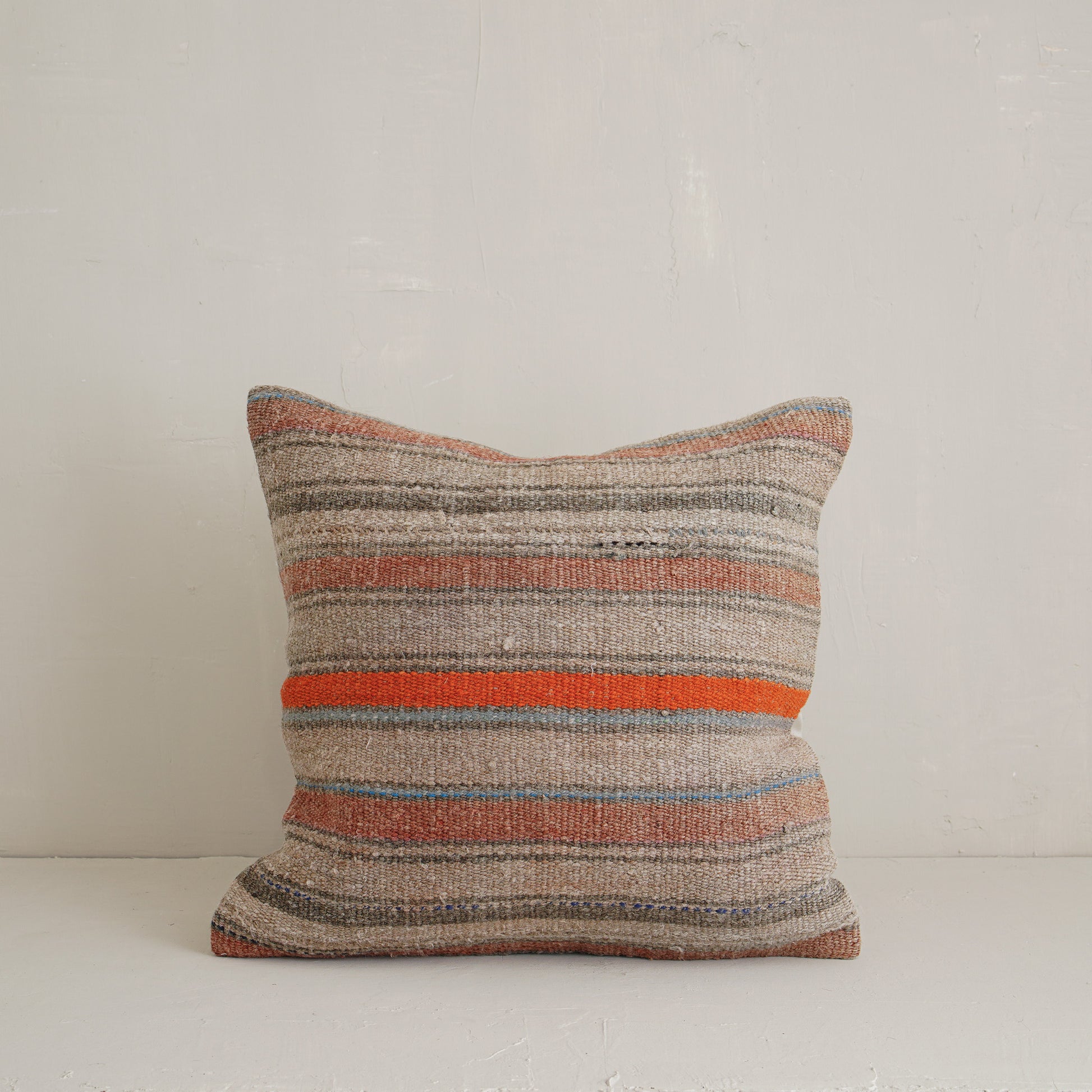 Ollin Pillow