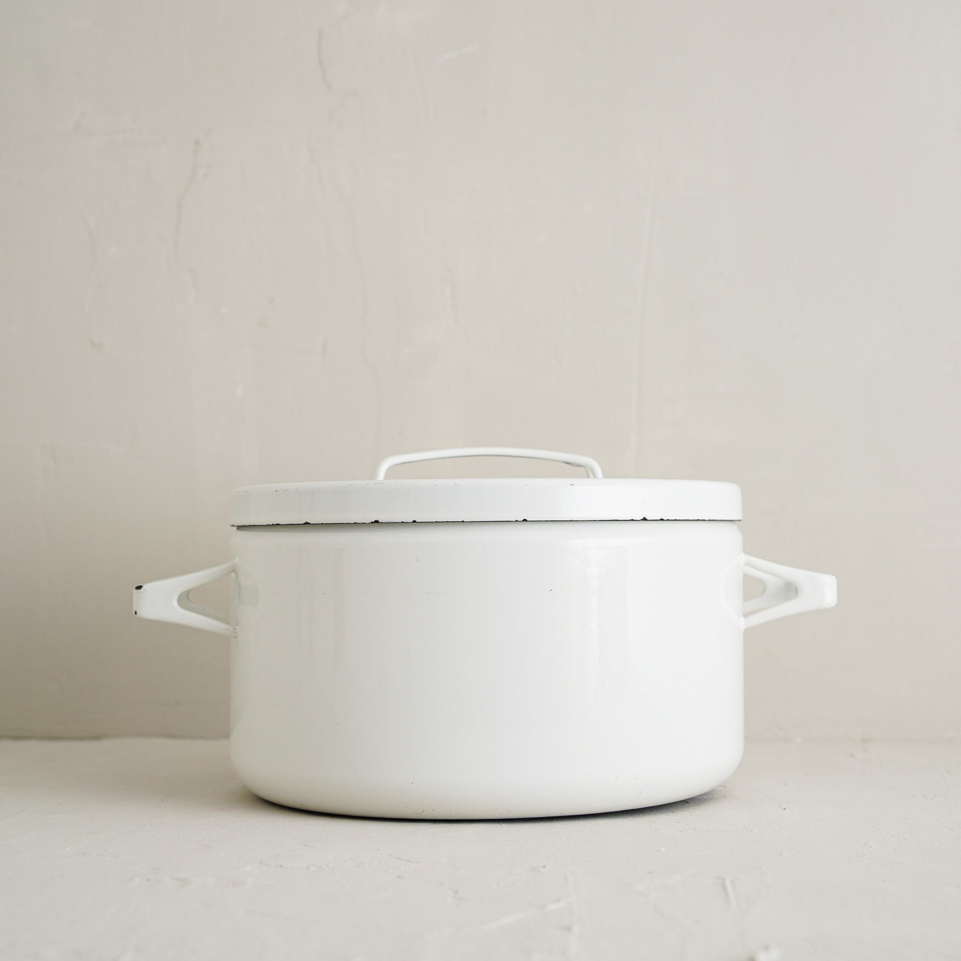 Wesel Lidded Pot