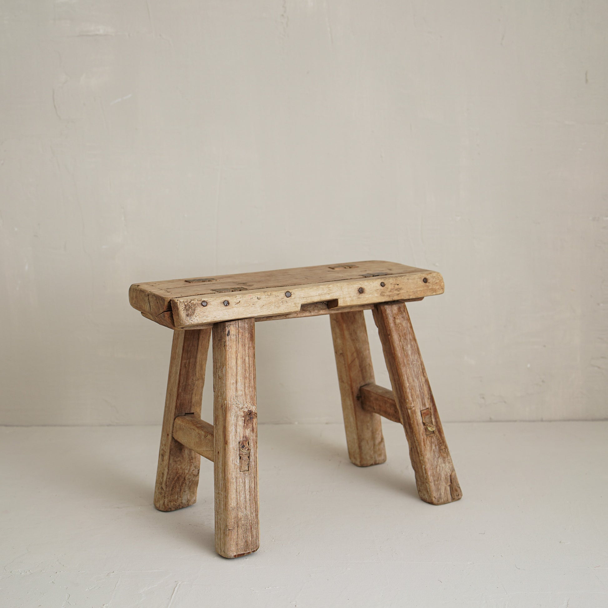 Avia Step Stool