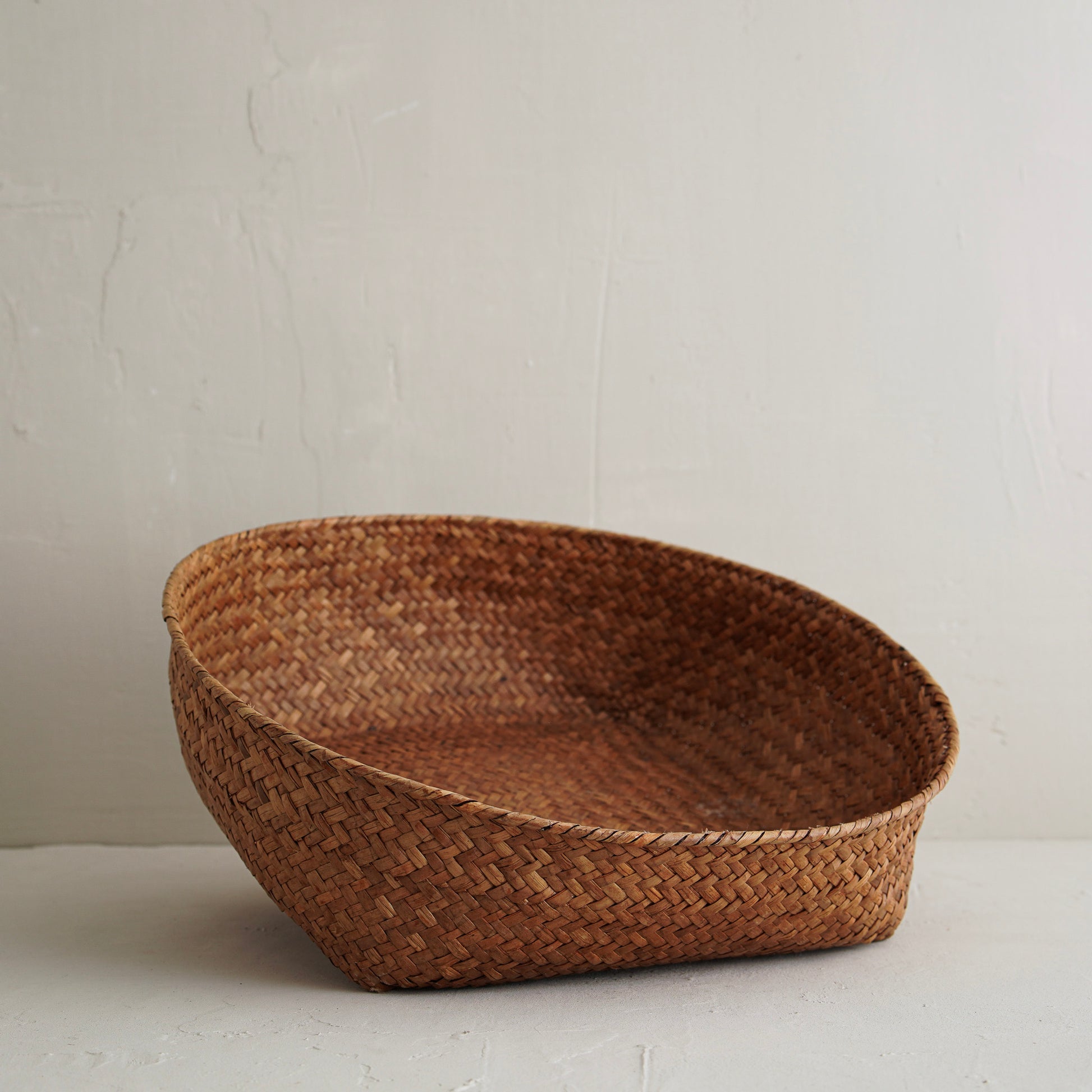 Rennair Basket